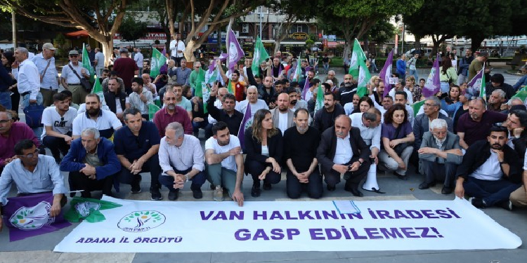 Van'da toplanmak yasaklandı